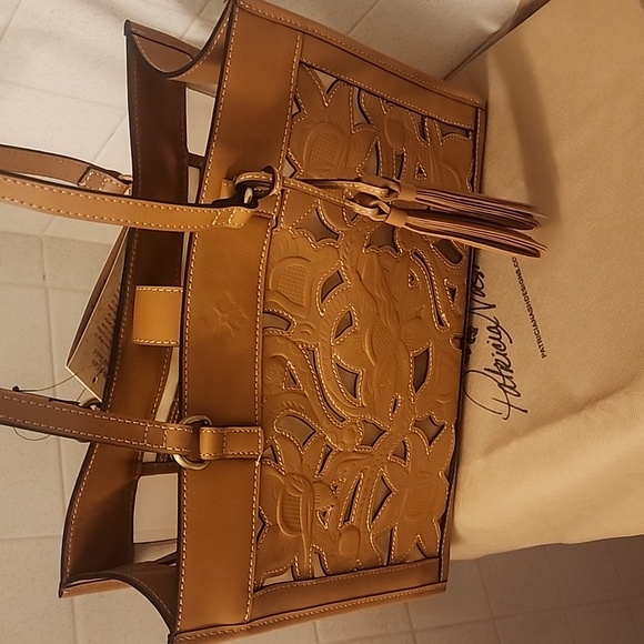 PATRICIA NASH Gianella Tote Mesh Cavo Appllique Tooled - Picture 6 of 10